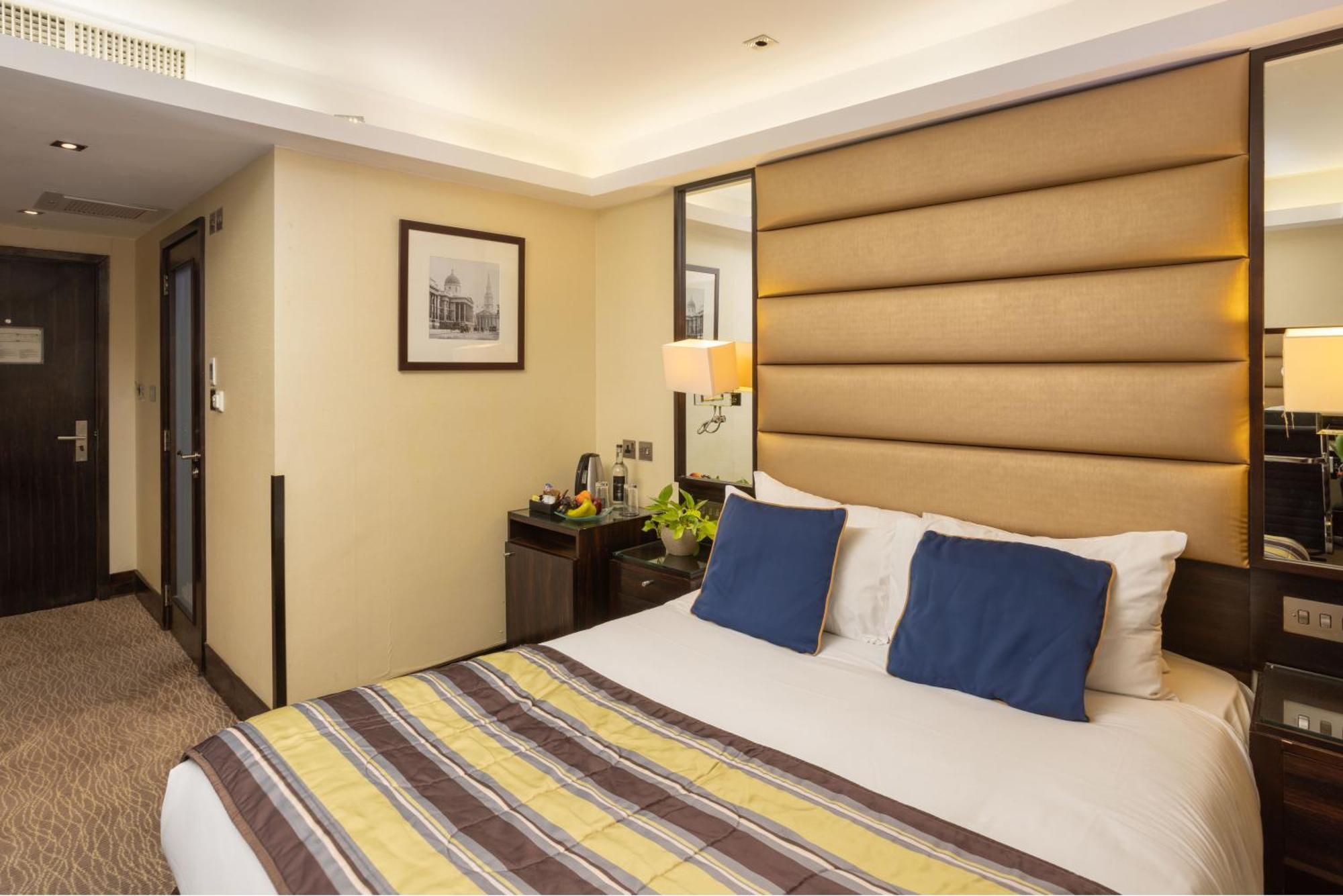 Отель Park Grand Mayfair Лондон